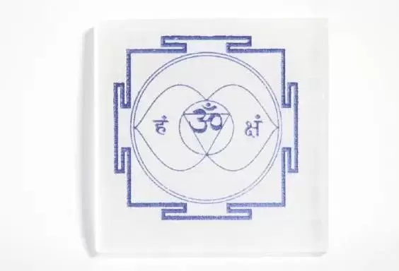 Selenite Yantra Plate